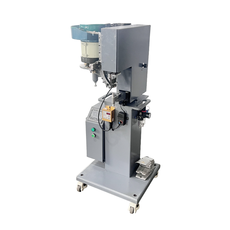 China Servo Motor Metal Shoe Lace Hook Attaching Machine / Shoes ...